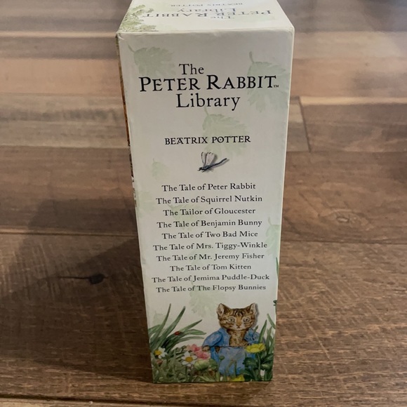 Beatrix potter book collection - Picture 3 of 8